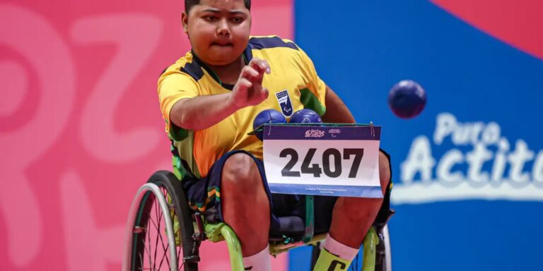 José Antônio Santos conquista título mundial de bocha aos 19 anos em Seul