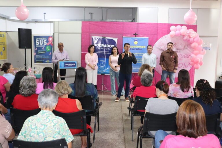 Prefeitura faz ação do Outubro Rosa com foco na saúde, proteção à mulher e empreendedorismo 