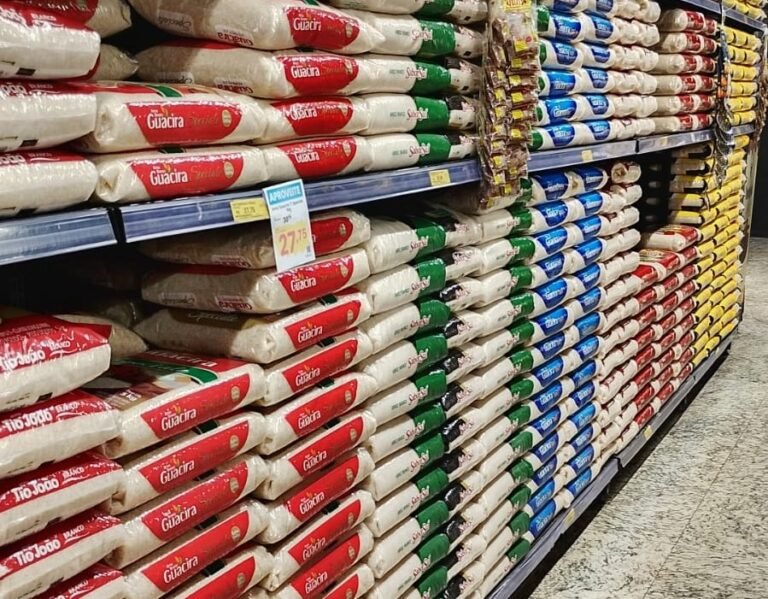 Procon identifica variações de até 344% nos preços de produtos da cesta básica em Dourados