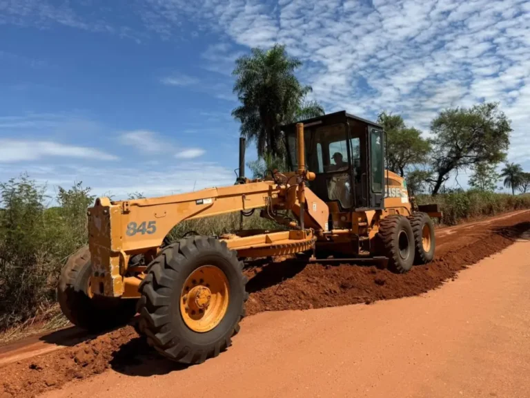 Prefeitura de Bonito inicia recuperação da Estrada de São Geraldo após chuvas